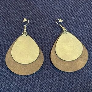 Elegant Gold and Brown Teardrop Earrings